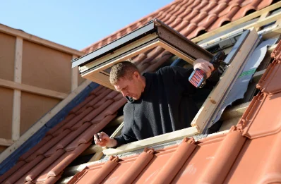 Pose de fenêtres de toit Velux à Brouains